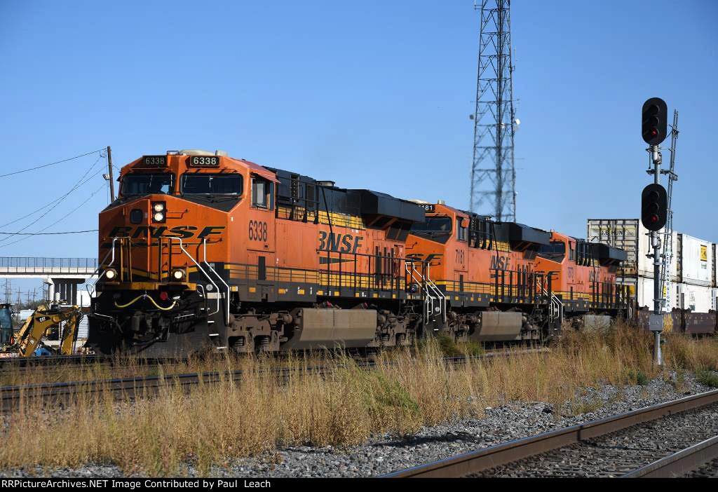 Westbound intermodal eases in